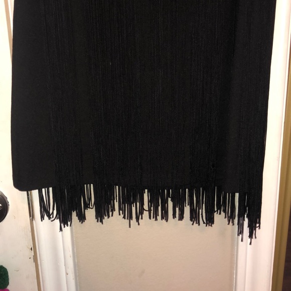 Dress - Picture 4 of 4